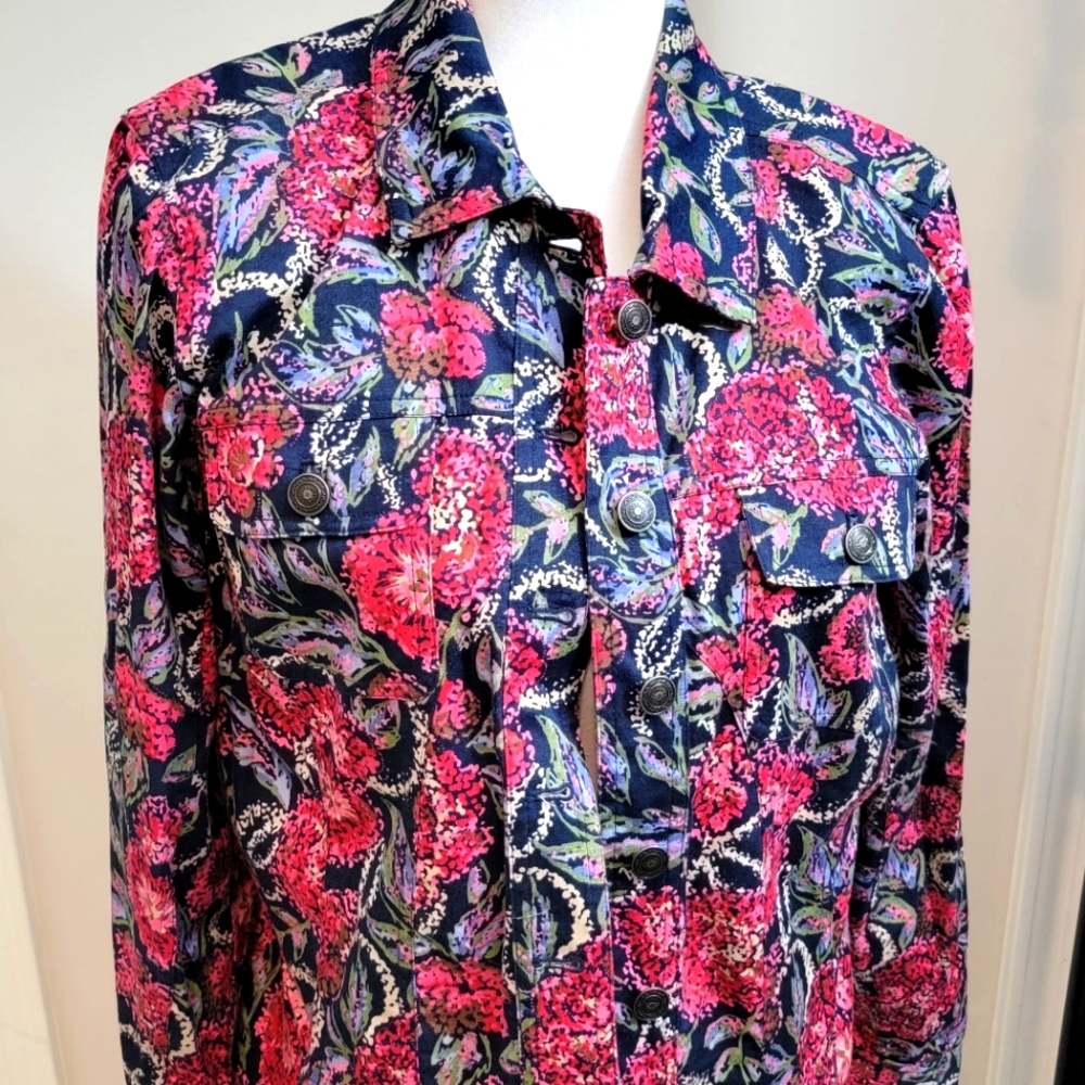 Christopher & banks colorful size M